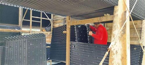 <a href=http://m.jpbuy.cn/tags21_0.html target=_blank class=infotextkey>冷卻塔填料</a>拆除