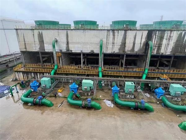 不銹鋼冷卻塔在使用時(shí)要注意哪些問題?(不銹鋼冷卻塔怎么選)